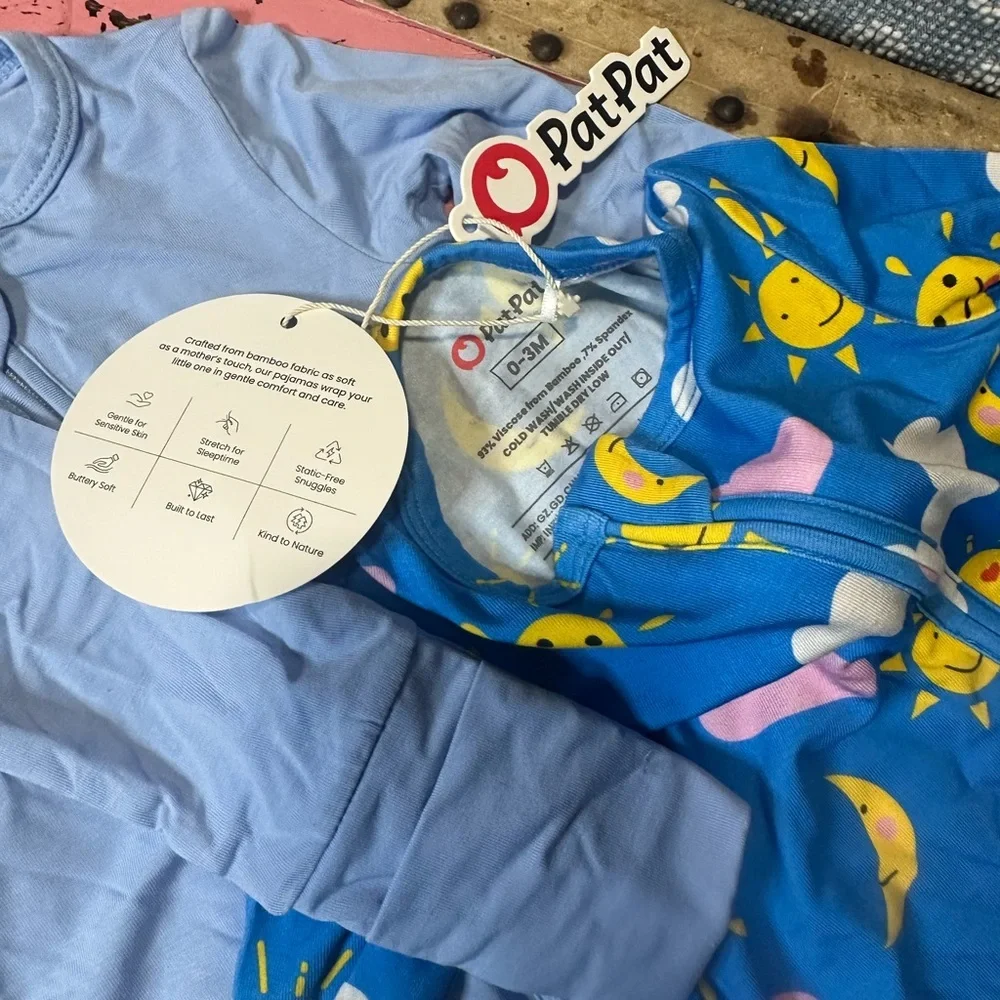 PATPAT Lot of 2 Infant Pajamas moon and stars sz 0-3 Mo - NWT